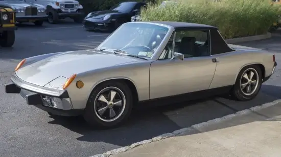 PIRELLI P6000 Tires on a Porsche 914