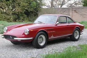 Ferrari 330 GTC Classic Tires