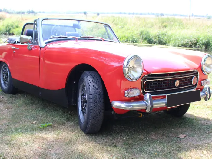 145R13 Tyres - MG Midget on 145R13 PIRELLI CINTURATO CA67