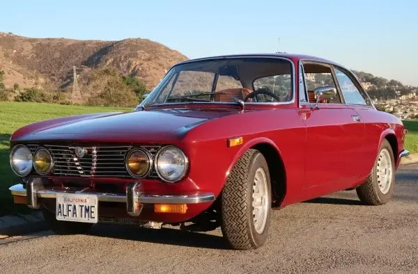 185/70 VR R14 Tyres - 185/70 VR 14 PIRELLI CINTURATO CN36 Tyres on a 1974 Alfa Romeo GTV