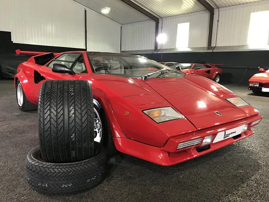 345/35 VR 15 PIRELLI CINTURATO P7 - Lamborghini Countach Tyres