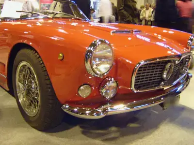 186 VR 16 Tyres - Red Maserari 3500GT on 185 VR 16 PIRELLI CINTURATO CA67 Tyres