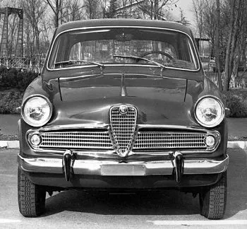 Click to enlarge Alfa Romeo Giulietta on Michelin X Tires